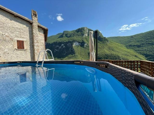 Villa Con Piscina "La Dogana Di Spoleto " SantʼAnatolia di Narco Buitenkant foto